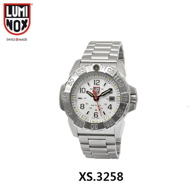 Luminox 3258 2025 | www.angloamericancentre.it