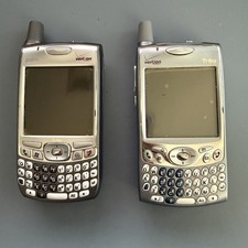 Palm Treo Bundle   Verizon Models 650  700w CDMA Collector  s Lot UNTESTED