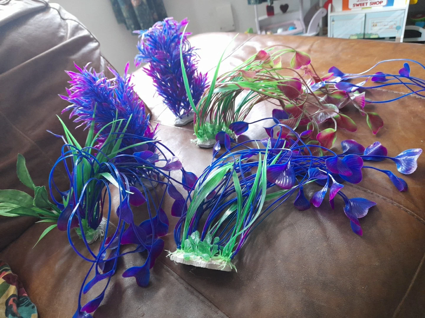 Fish Tank Artificial Plastic Plant Bundle Purples Pinks Aquatic Accessories
Opens in a new window or