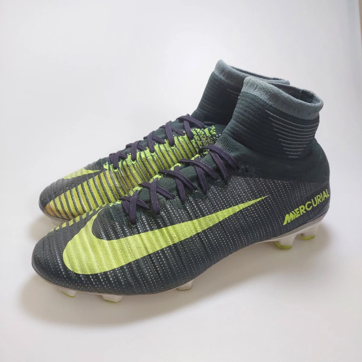 Green 8 US Soccer Shoes & Cleats for Men for sale | eBay