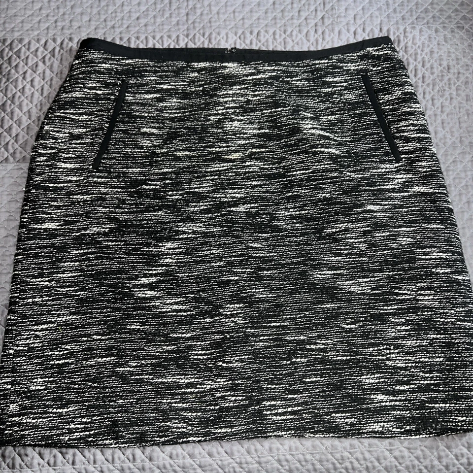 Falda de tweed Talbots mezcla de lana lápiz hasta la rodilla - tweed blanco y negro - talla 16