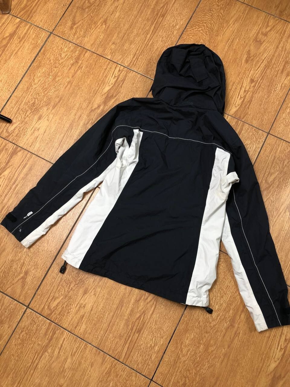 Helly Hansen Black Rain Jacket Waterproof Windpro… - image 24