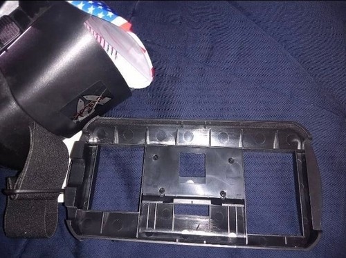 VR Set W/Interactive Remote - Picture 4 of 8