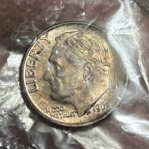 1962 US Mint Set Philadelphia Set Silver With Mint Set Toned Dime & Neon Nickel - Picture 7 of 12