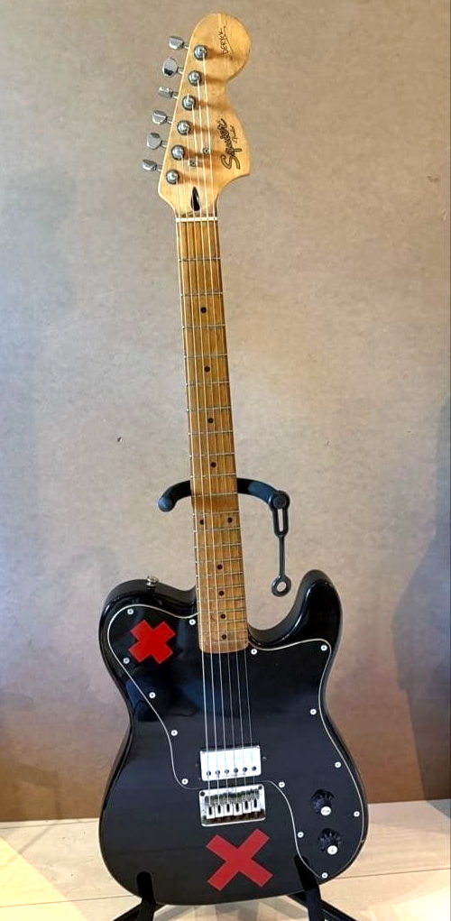 Squier by Fender Deryck Whibley Signature Guitar Black Telecaster