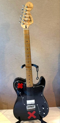 Squier by Fender Deryck Whibley Signature Guitar Black Telecaster