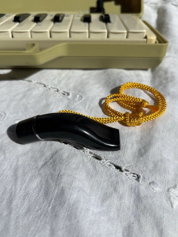 Teclado vintage Yamaha Pianica P-25B melódica com estojo e bocais Japão - Imagem 4 de 4