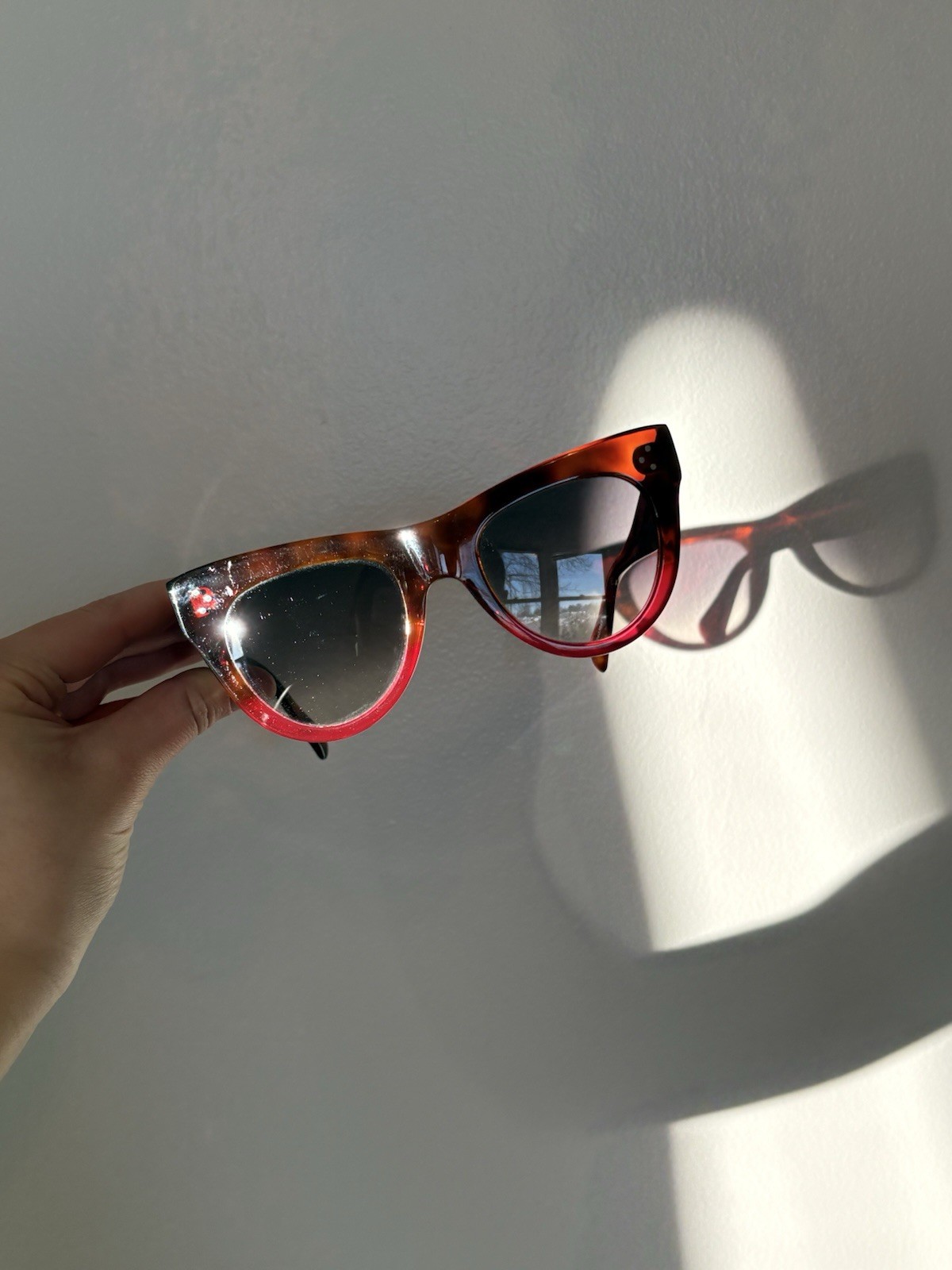 Céline Cat Eye Tortoise Shell Gradient Sunglasses… - image 2