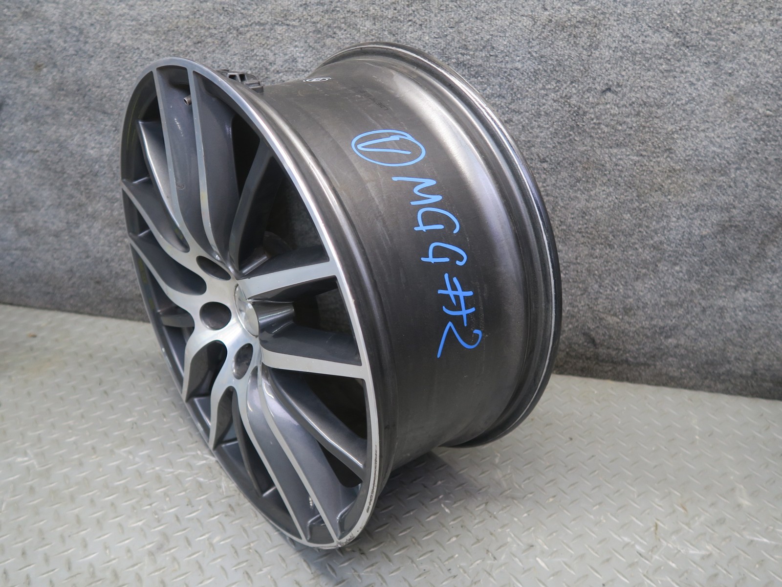Maserati Ghibli 2014-2020 Front Wheel P/N 670016851