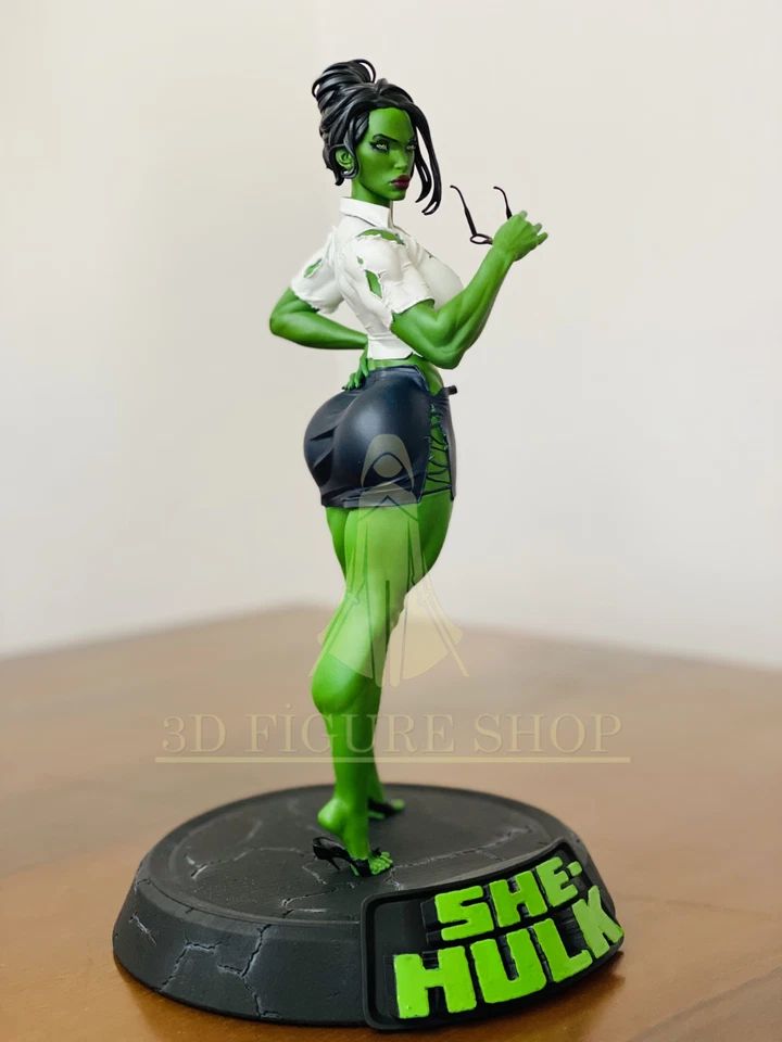 She Hulk Figure 1/6 Professional Painted - Image 2 of 4
