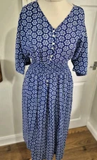  dream apparel Dress Uk L  Blue/white Floral Handprinted   Holiday Wardrobe 
