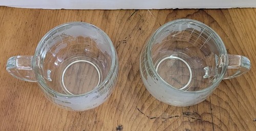 2 Tazas Vintage Nestlé Nescafe En Forma de Globo Mapa Grabado Claro de la Tierra Usadas - Imagen 3 de 4