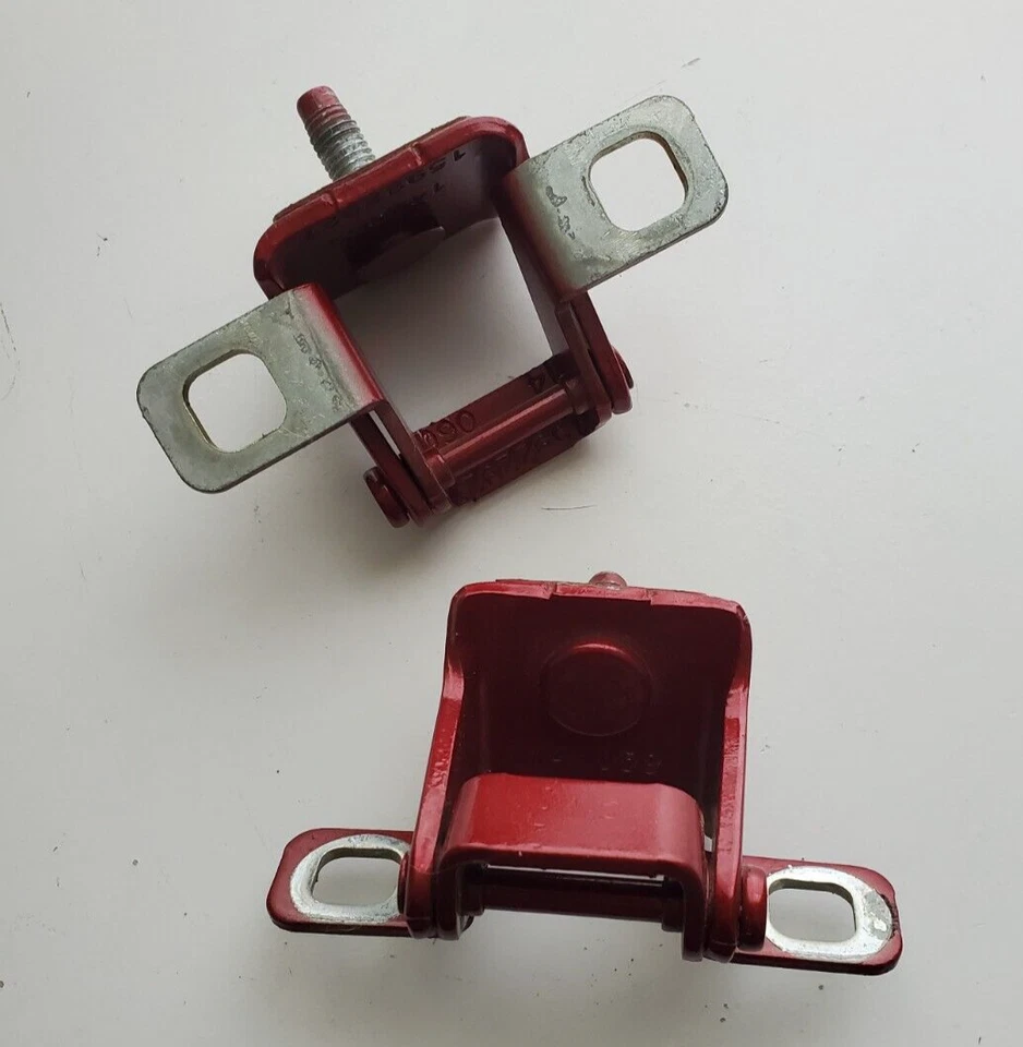 JUEGO DE BISAGRAS DE PUERTA LEVADIZA TRASERA OEM PAR IZQUIERDA Y DERECHA para Saturn Outlook XE 2007 Foto 2 de 4