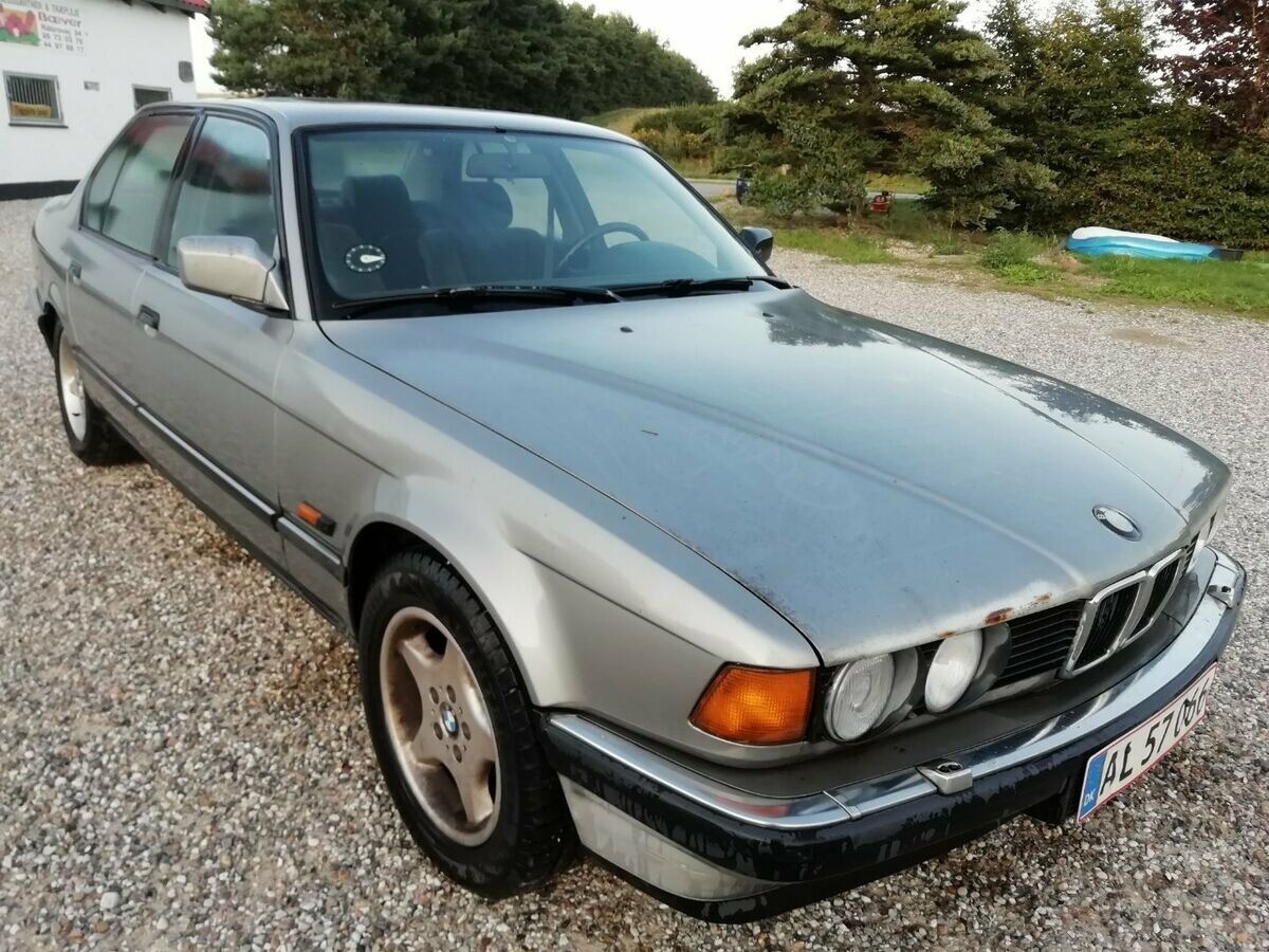 Фото бмв 735i