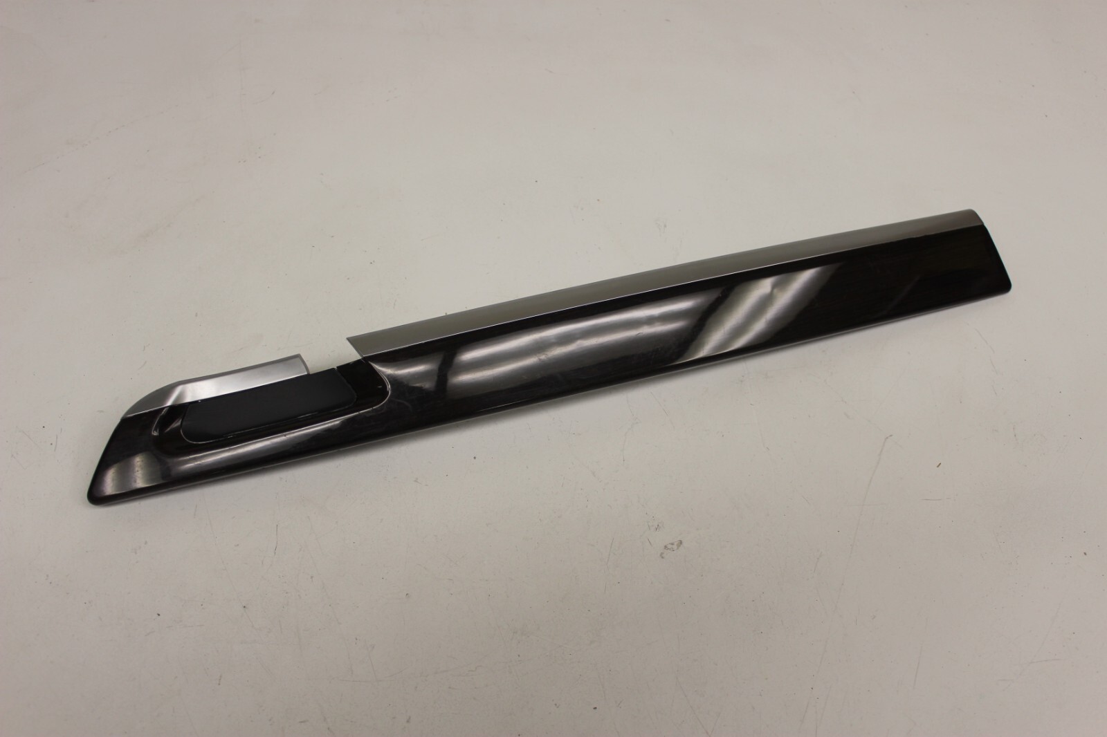 BMW 740 750 760 Alpina F01 Front Door Left Fine Line Wood Trim