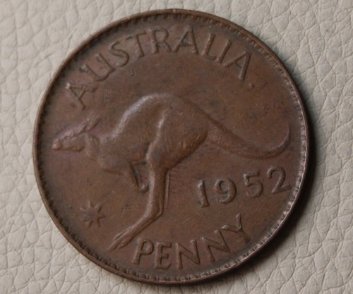 * 1952a. PENNY B63D WEDGE SERIF ON 2 PREDECIMAL CIRCULATED EXAMPLE #SJ31 - Picture 2 of 11