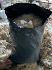 Large Bag of Raw Sheep&rsquo;s Wool/Fleece, for crafting, spinning, felting, gardening