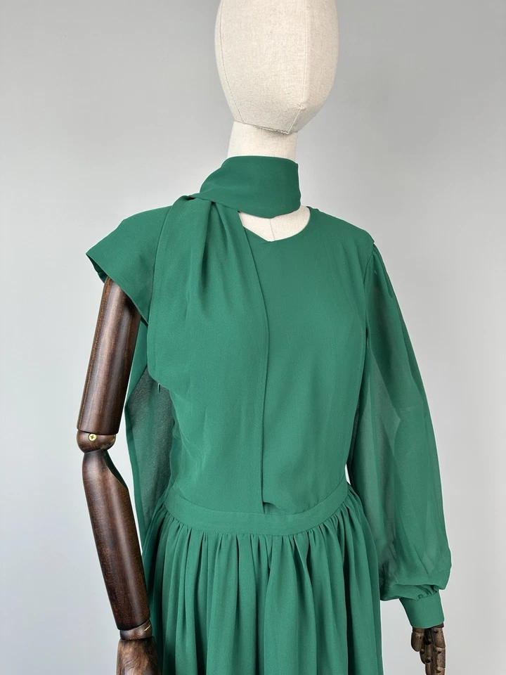 Vintage GUCCI Asymmetrical Sleeve Coctail Dress Green Size 40 - Image 4 of 4