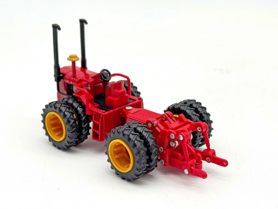 1/64 Versatile 118 4WD Custom Open Station Tractor W/ Duals - Image 3 of 3