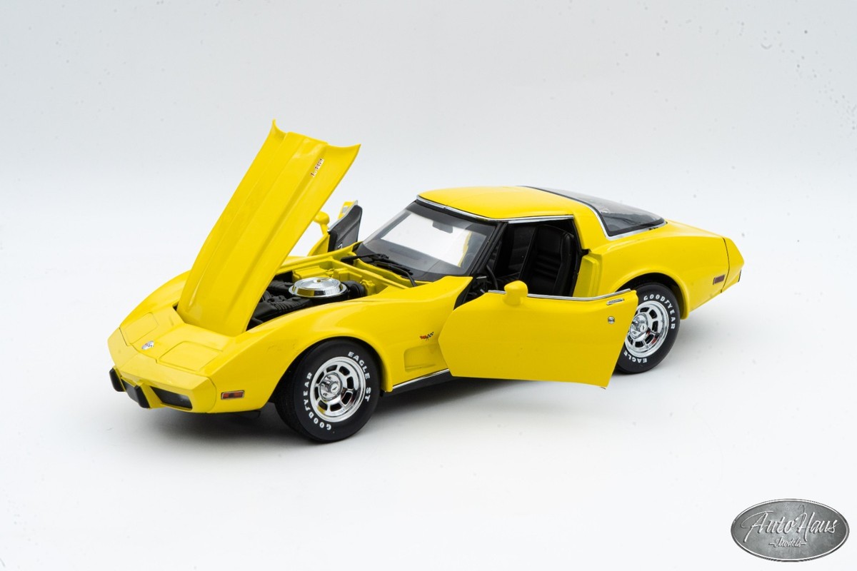 シボレー・コルベット　インディペースカー　1978 1/18　UT 1:18 UT 1978 Chevy Corvette Officially Licensed Indy 500 Pace Car