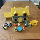 Vintage 952 Fisher Price Little People Play Family YELLOW HOUSE, WOOD PEOPLE