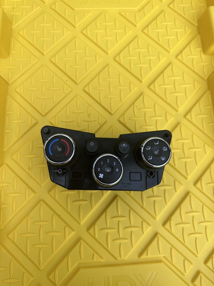 Chevrolet Sonic 2017-2019 calefacción aire acondicionado control de clima 42521801 UFWXF Foto 2 de 4