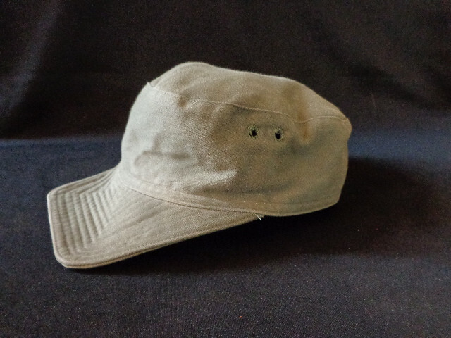 Ensemble de casquettes de fête d'anniversaire rétro | Vecteur Premium