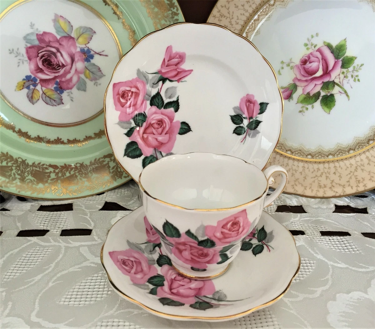 VINTAGE ROYAL STANDARD FINE BONE CHINA ENGLAND PINK ROSE PATTERN