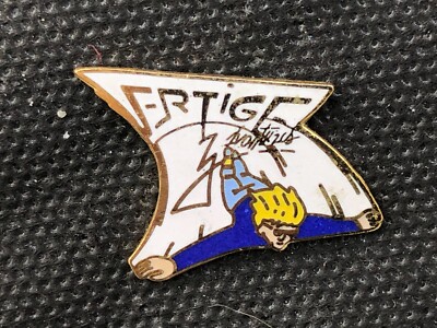  pine enamel pins MOUNTAIN VERTIGO BUNGEE JUMPING EGF GOLD