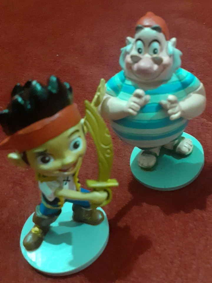 Lote de 5 figuras/pasteles de Jake y los piratas de Neverland de Disney Foto 2 de 4