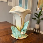 VTG MCCOY ART POTTERY PLANTER SINGLE CALLA LILY VASE WHITE w/ GREEN LEAVES 8" T