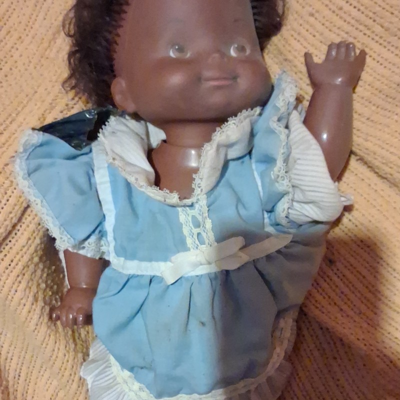 vintage1976Mattel"BabyCome Back"doll next to its orig,worn box.Brand:MattelModel
