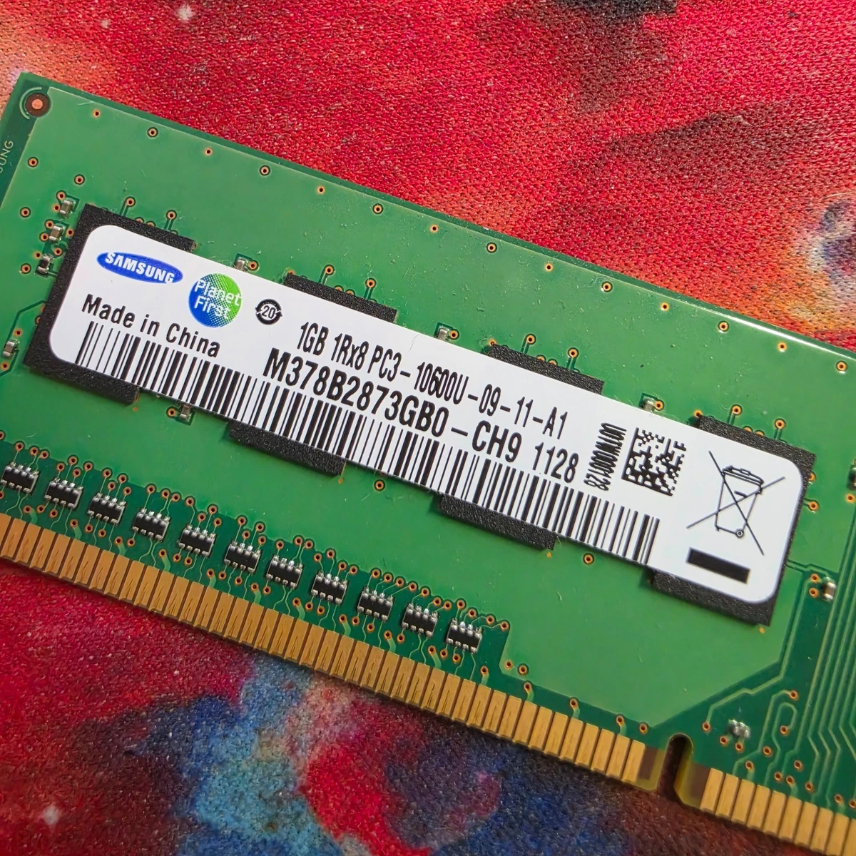 PC3-10600 (DDR3-1333) Bus Speed DDR3 SDRAM 1 GB Capacity per