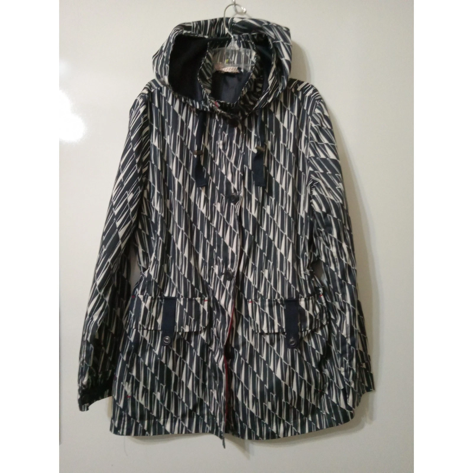 Lands End Storm Raker Rain Jacket Womens Coat Sz Medium 10-12 Navy Ivory Clipper