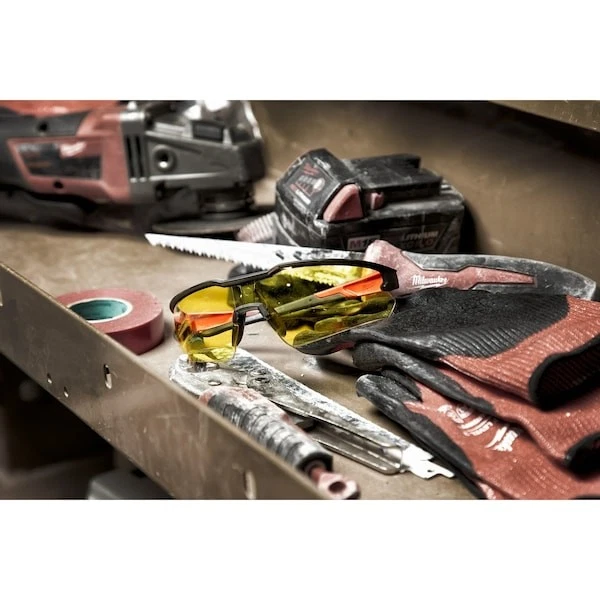 Milwaukee Tool 48-73-2101 Safety Glasses, Anti-Scratch, Yellow Lens, Black - Image 3 of 4