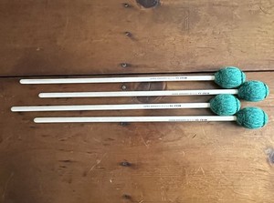 2 Pr Vic Firth M232 Corpsmaster Marimba Mallets Hard Yarn Andrew Markworth USED