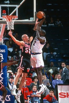 Chris Webber Washington Bullets goes up to slam dunk over Matt Gei- Old Photo
