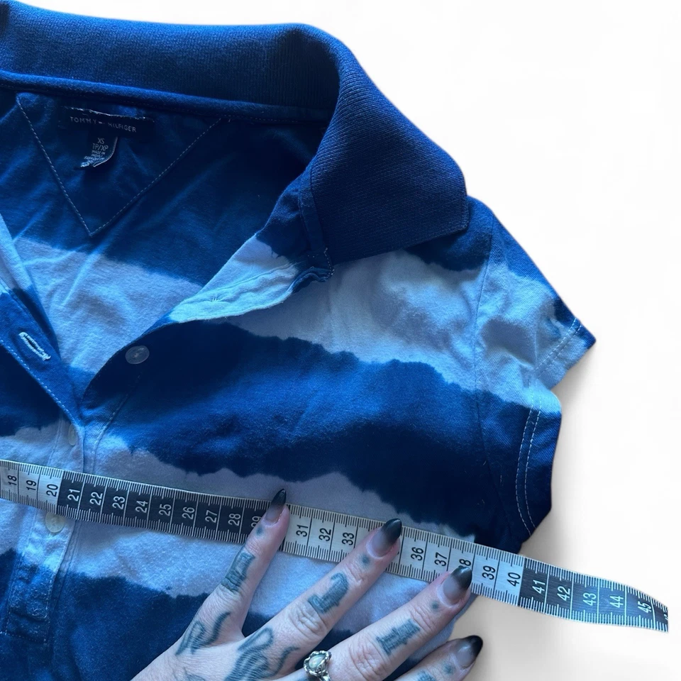 Tommy Hilfiger Women’s Size XS Polo Shirt Dark Blue White Tie Dye Collar Buttons - image 3 of 4