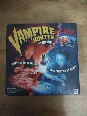Vampire Hunter: The Game That Transforms Before Your Eyes 2002  COMPLETE MB