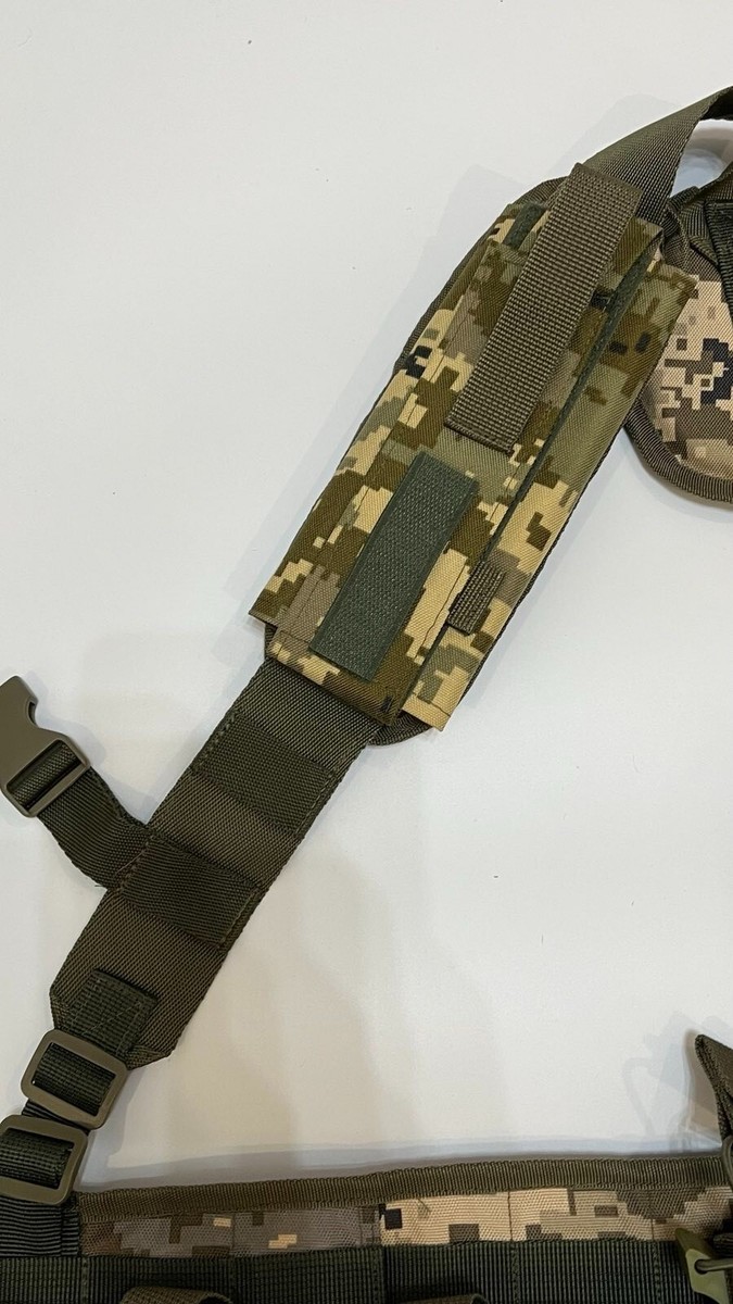 ウクライナ軍 ハーネス MM14 B品 ウクライナ軍 MM-14 ジャケット 44/3 - メルカリ