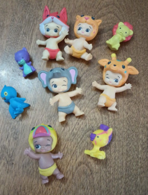 Lot of 5 Twozies moose &4 pets Kids Toys Mini Baby Figures & Pets