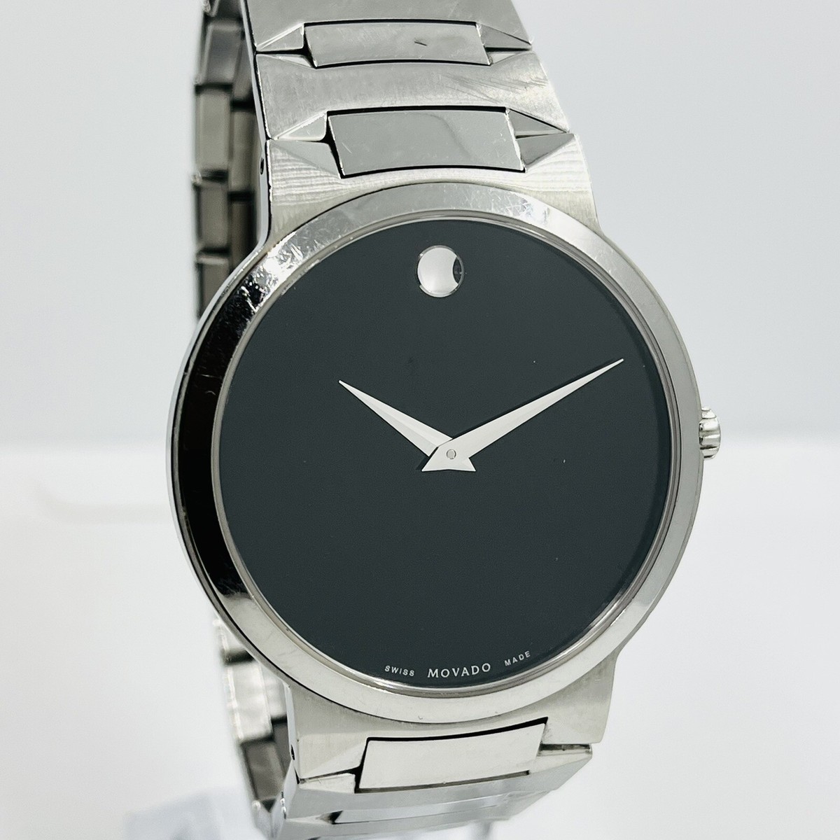 Movado Men display picture 1
