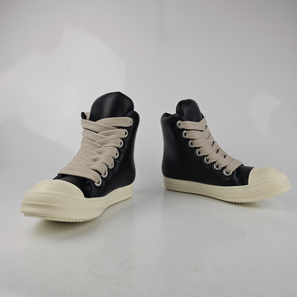 RICK OWENS Jumbo Laces Padded High Top Black/Milk Sneakers RICK OWENS Jumbo Laces Padded High Top Black/Milk Sneakers