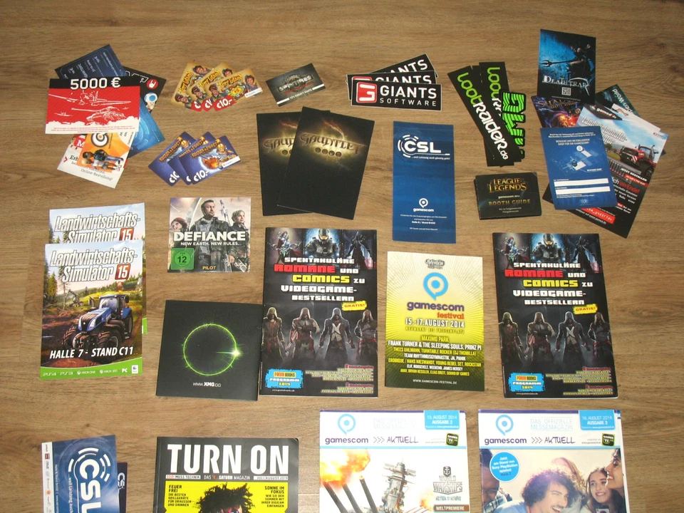 Werbung Magazines Aufkleber etc Gamescom 2014 - Bild 3 von 3
