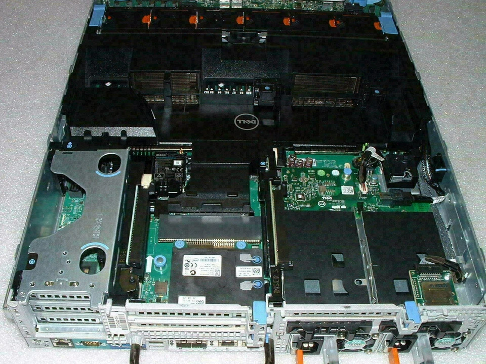 Dell Poweredge R730xd 24SFF + 2FF 2x E5-2667 v3 3.2ghz / 128gb / H730 / 2x 750w - Image 4 of 4