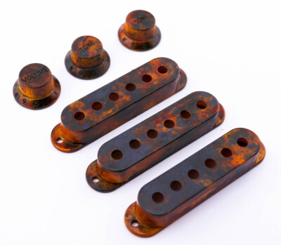AGP   Relic Stratocaster   Pickups Covers *52/52/52mm Pole Spacing Knobs