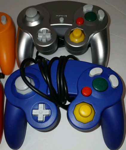 cirka gamecube controller And Controller Adapter - Picture 2 of 9