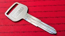 KEY 4 TOYOTA 4 RUNNER ECHO HIACE HILUX MR2 STARLET SUPRA VITZ CUT TO CODE PHOTO