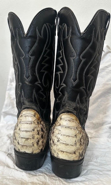 Square Toe Laredo 11.5 Python Boots Excellant Con… - image 7