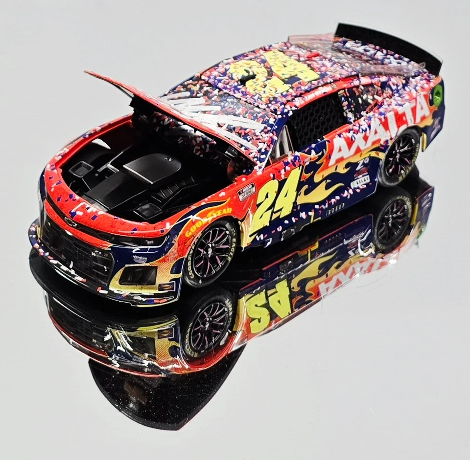 AUTOGRAPHED WILLIAM BYRON 2025 DAYTONA 500 WIN RACED VERSION AXALTA 1/24 ARC - Image 4 of 4